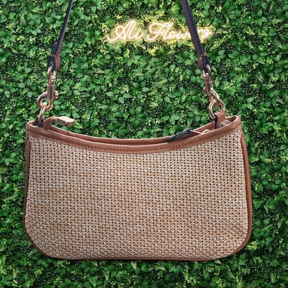 COACH Tan Shoulder Bag - Picture 2 of 3